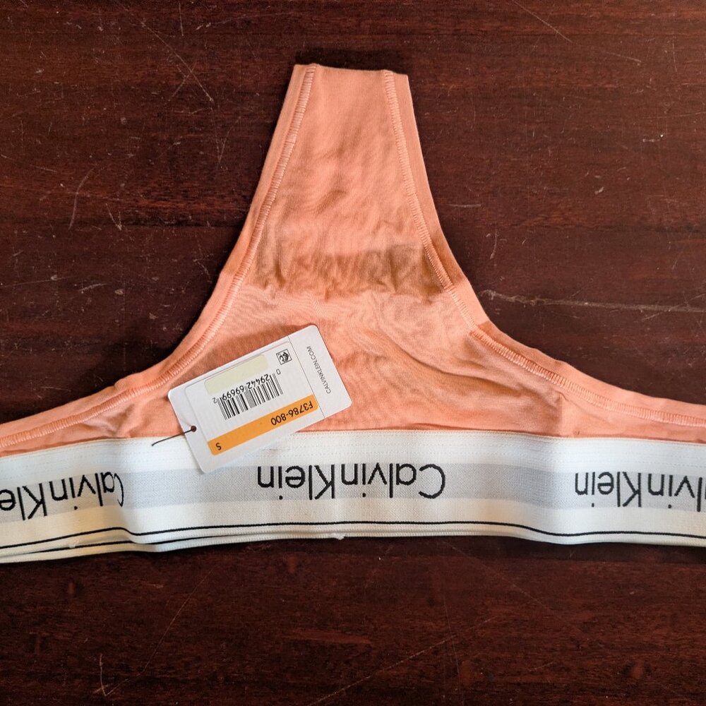 Calvin Klein logo band thong salmon M